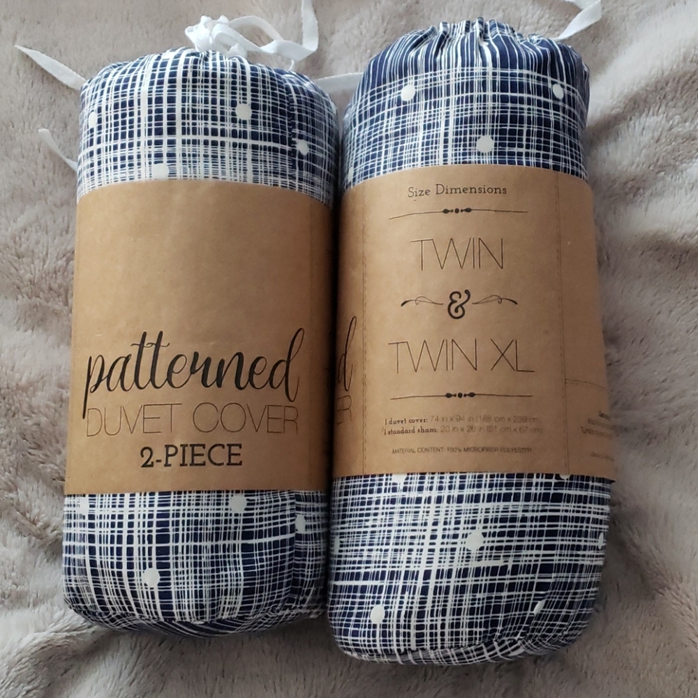 Set of 2 Twin Duvet Cover Sets